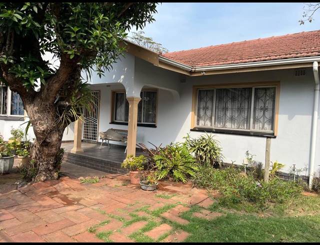 8 BEDROOM HOUSE FOR SALE IN MEREBANK